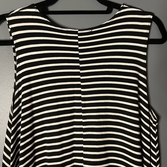 black & white striped shirt/dress - flown & long one piece 🦓 - Picture 7 of 9